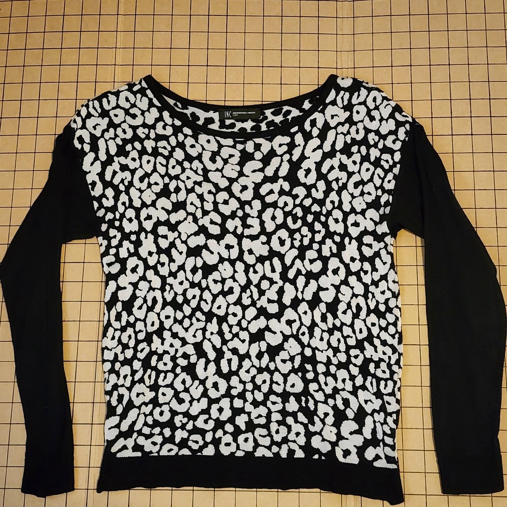 Cowl neckline long sleeve pullover top womens petite animal print cheetah print